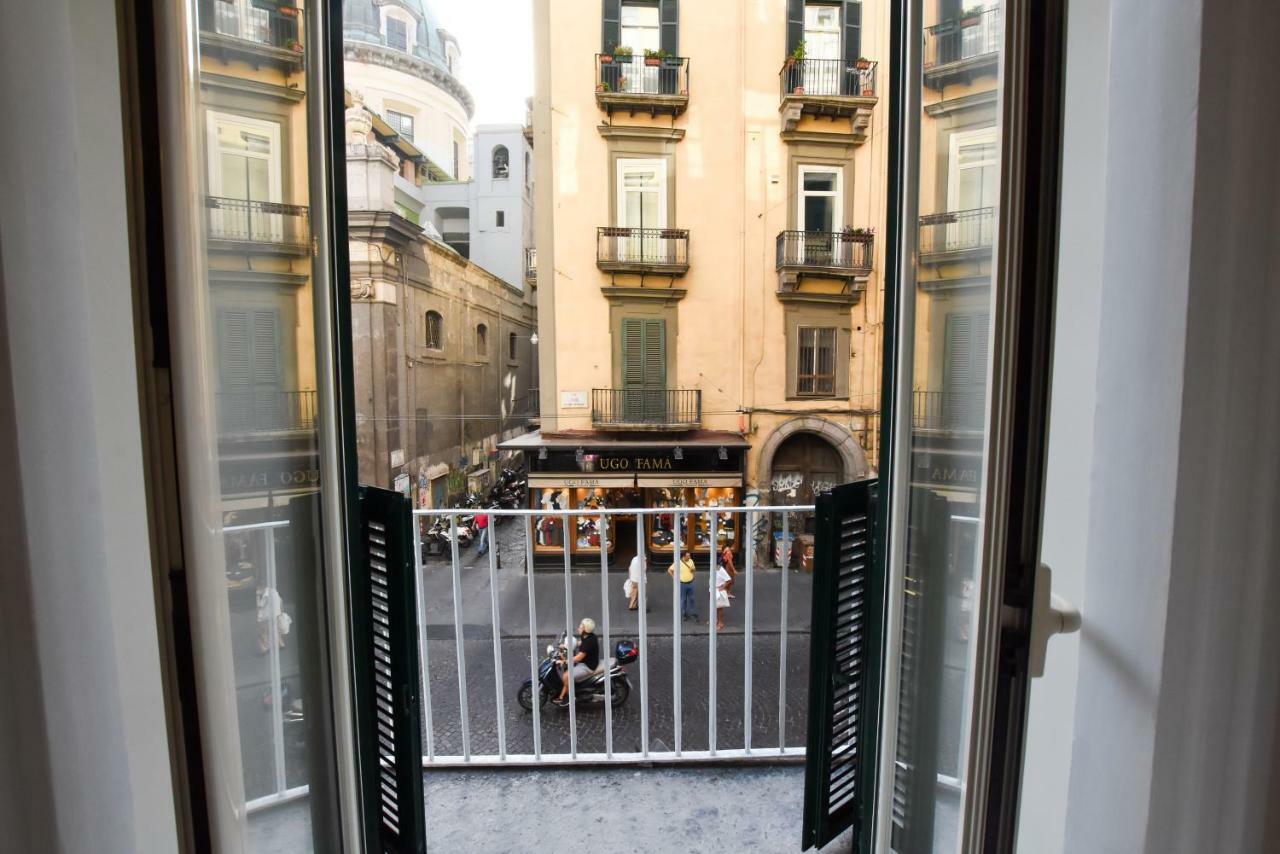 那不勒斯Domus Borbonica住宿加早餐旅馆 外观 照片