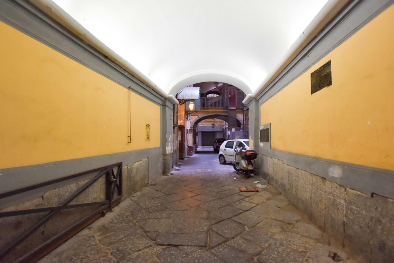 那不勒斯Domus Borbonica住宿加早餐旅馆 外观 照片