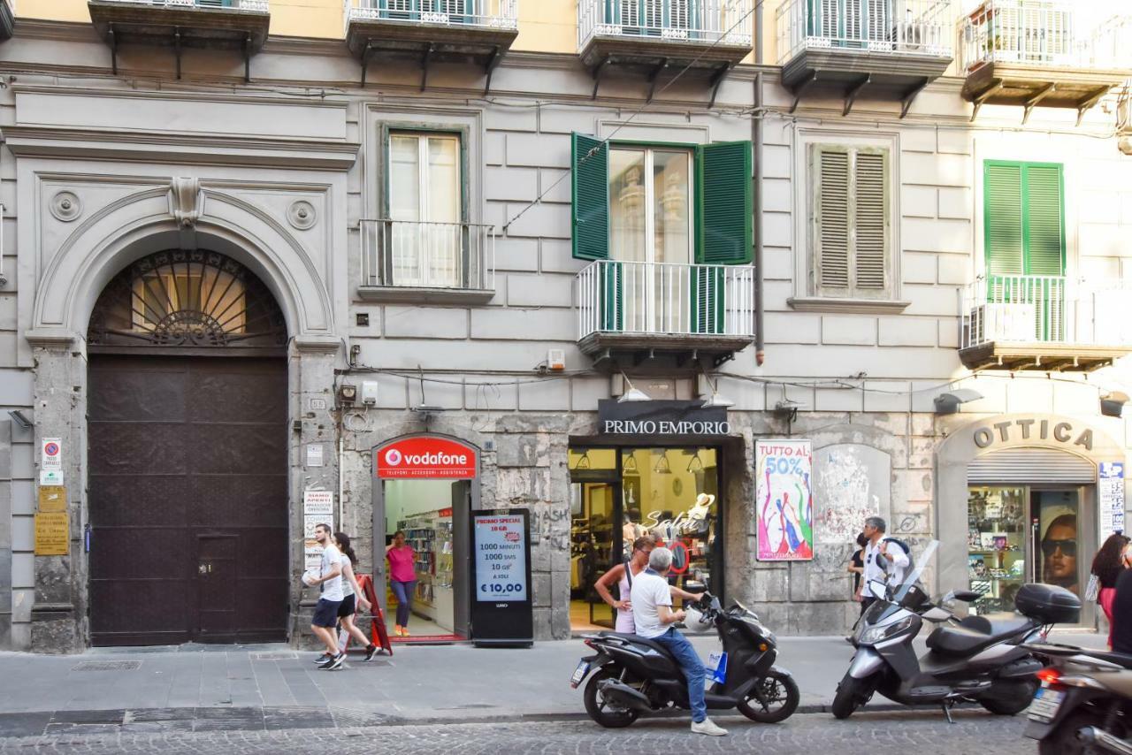 那不勒斯Domus Borbonica住宿加早餐旅馆 外观 照片