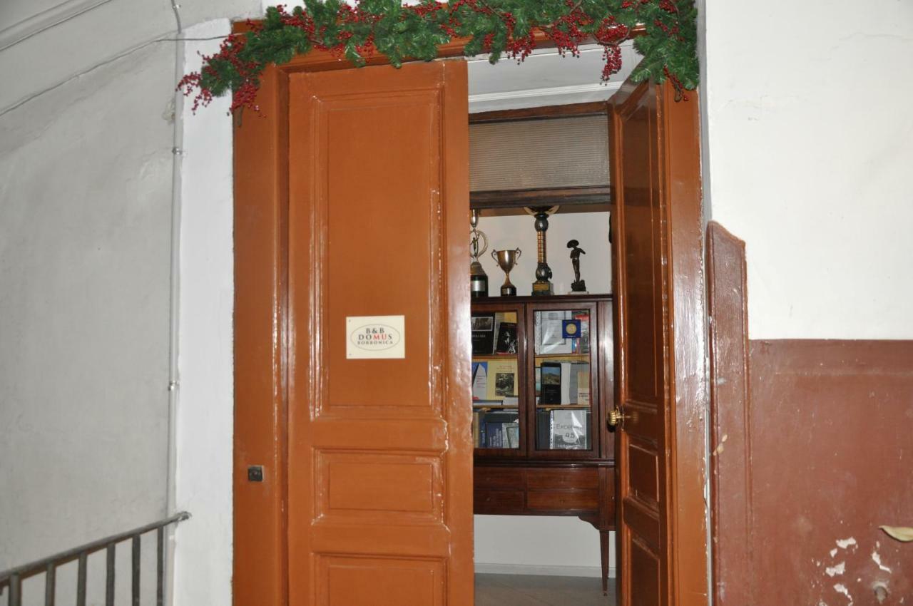 那不勒斯Domus Borbonica住宿加早餐旅馆 外观 照片